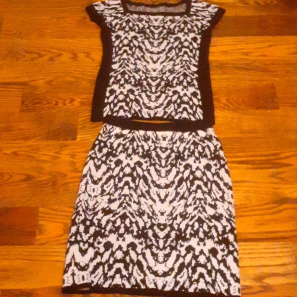 Carmen Marc Valvo set